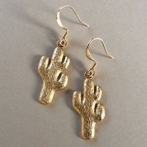 New 18k gold plated hammered desert Cactus earrings